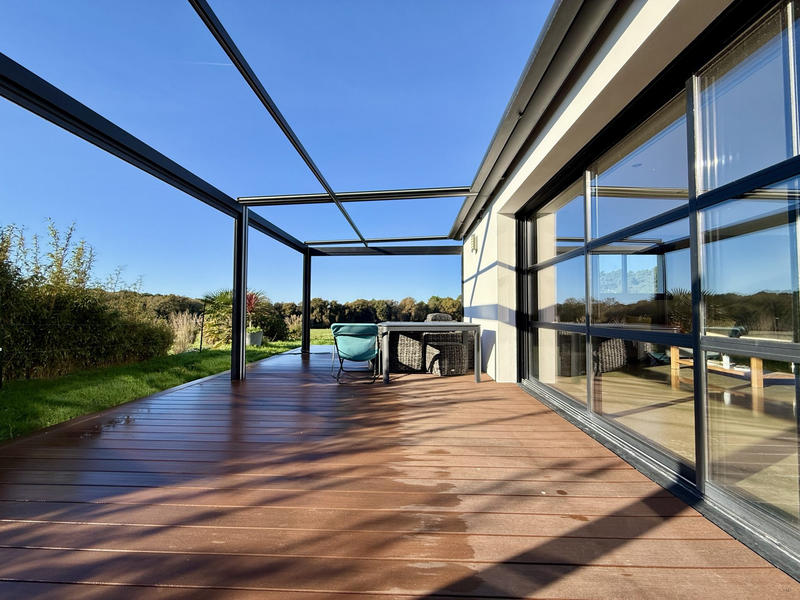 Maison contemporaine - 184 m² - 6 pièces