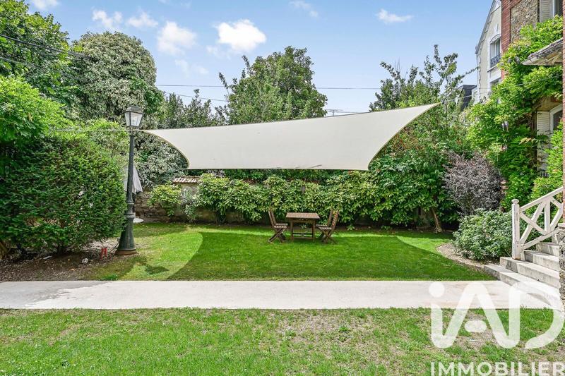 Maison - 198 m² - 5 pièces