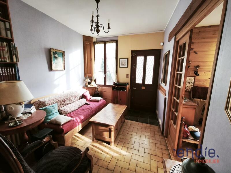 Maison - 104 m² - 6 pièces
