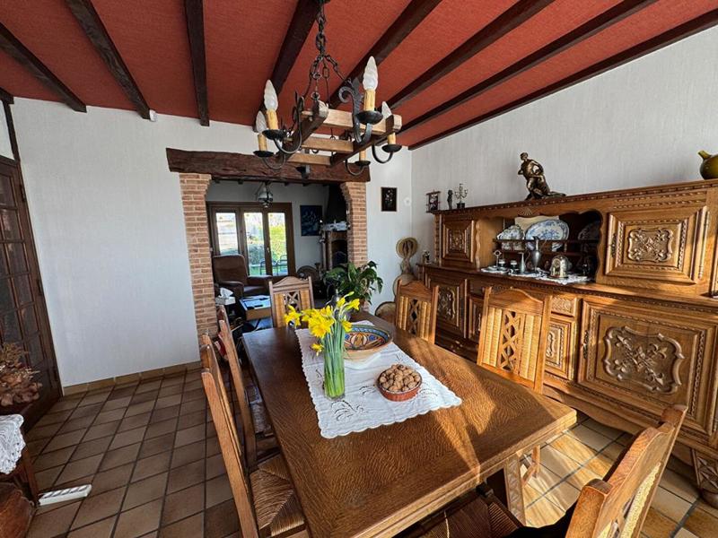 Maison - 99 m² - 4 pièces