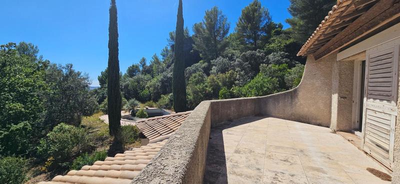 Maison - 162 m² - 9 pièces