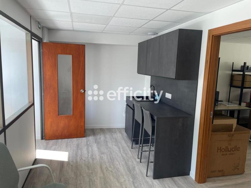 Bureau - 172 m² - 5 pièces