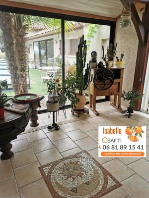 Villa - 127 m² - 8 pièces