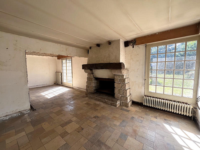 Maison - 250 m² - 6 pièces