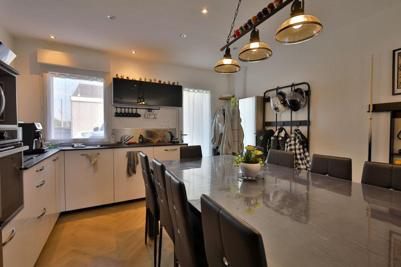 Triplex - 95 m² - 4 pièces