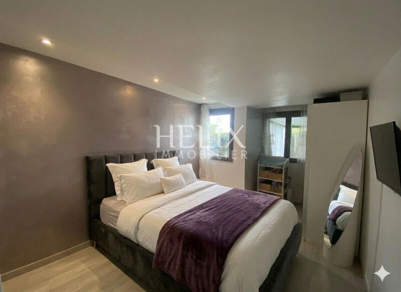 Appartement - 105 m² - 5 pièces