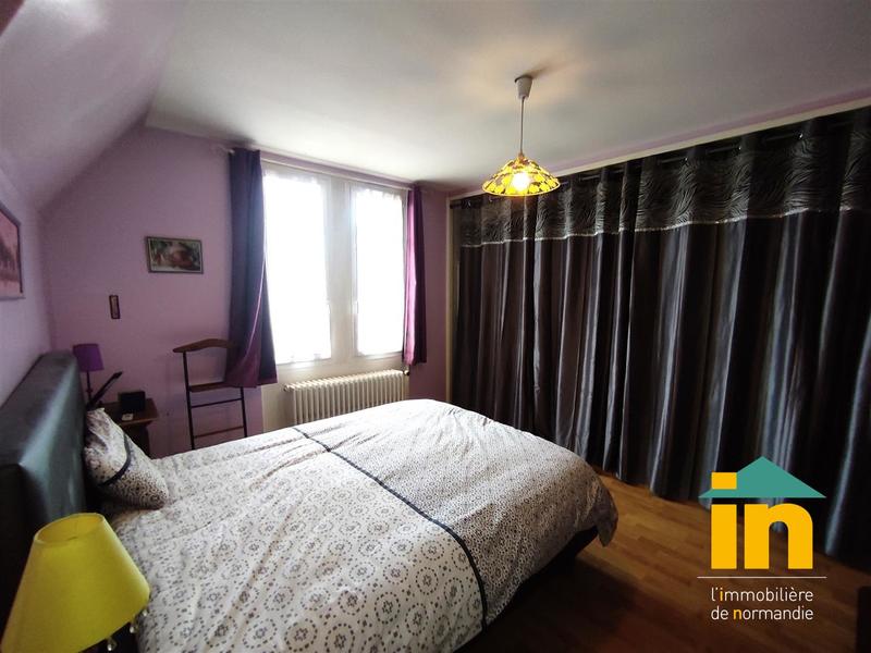 Maison de ville - 140 m² - 8 pièces