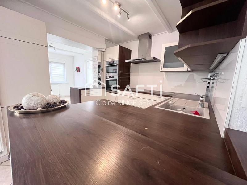 Maison - 138 m² - 7 pièces