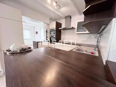 Maison - 138 m² - 7 pièces