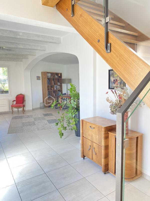 Villa - 185 m² - 6 pièces
