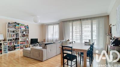 Appartement - 90 m² - 4 pièces