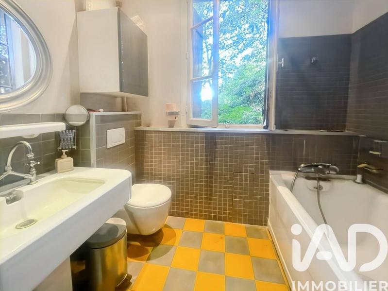 Maison - 165 m² - 6 pièces