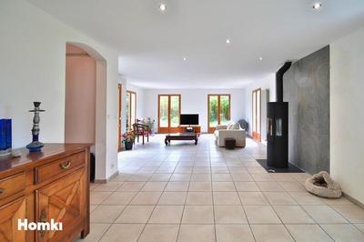 Maison - 191 m² - 8 pièces