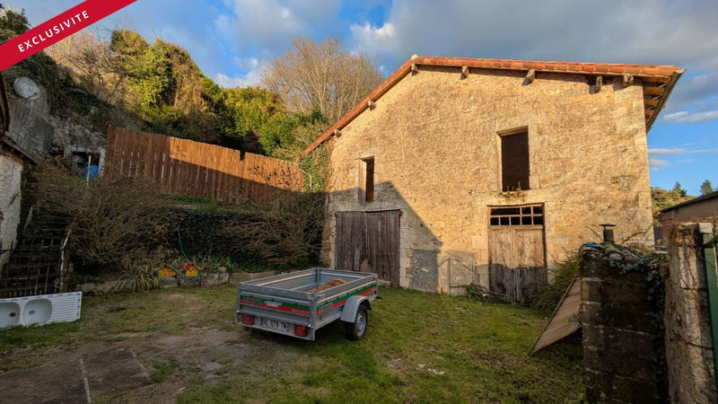 Maison - 230 m² - 8 pièces