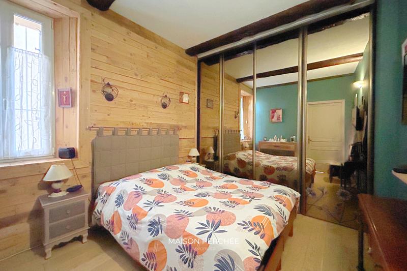 Appartement - 84 m² - 4 pièces