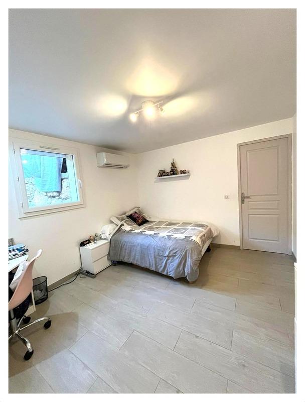 Maison - 137 m² - 5 pièces