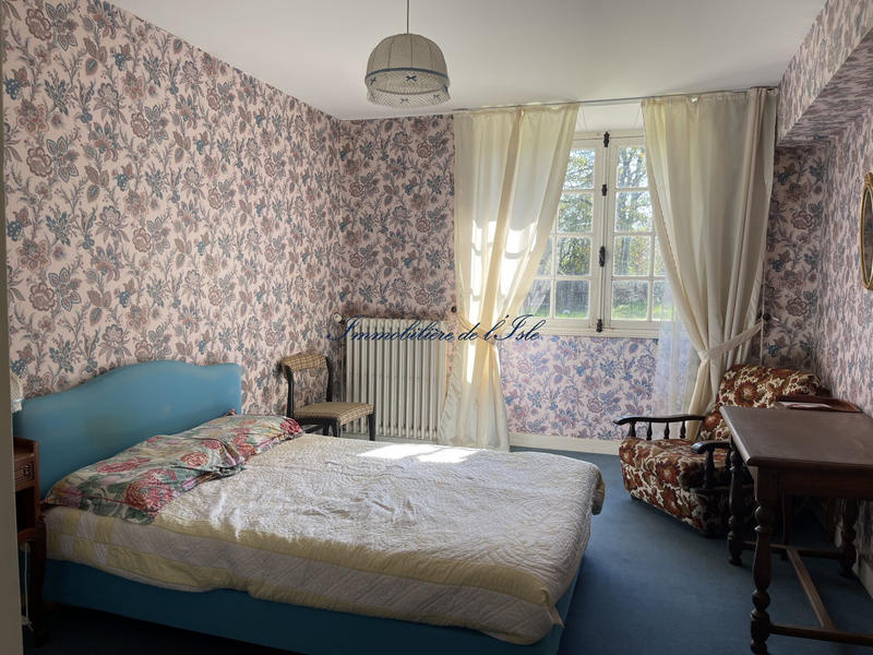 Maison - 285 m² - 7 pièces