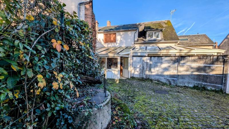 Maison - 96 m² - 4 pièces