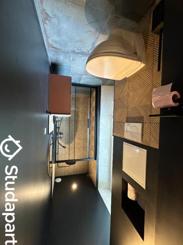 Chambre - 18 m² - 1 pièce