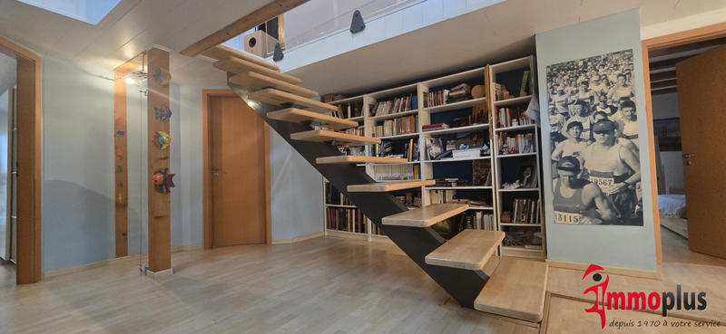 Maison - 206 m² - 8 pièces