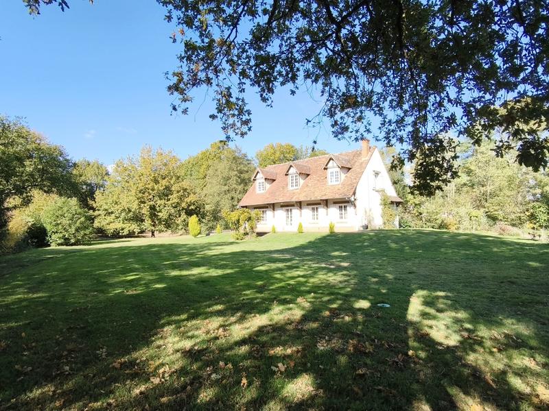 Maison - 165 m² - 7 pièces