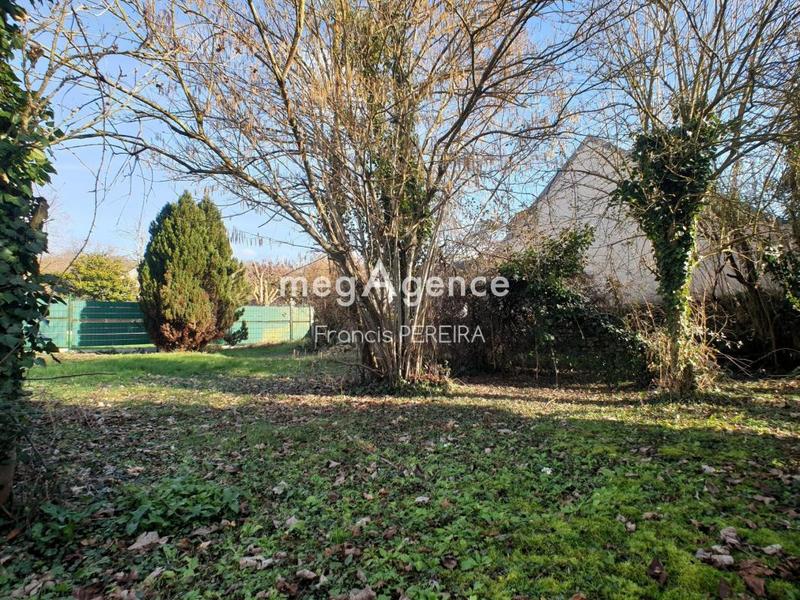 Terrain constructible - 657 m²
