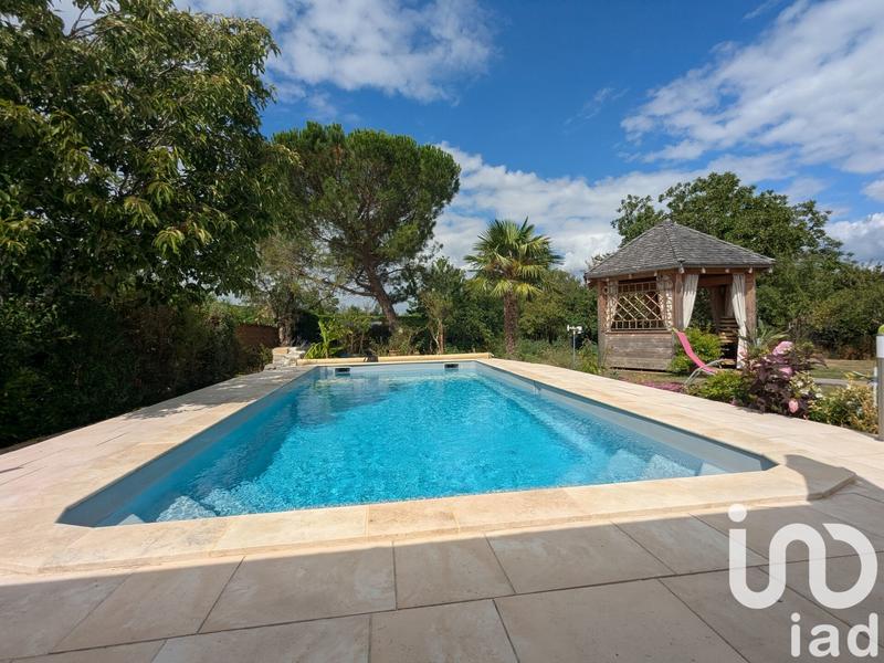 Maison - 170 m² - 8 pièces