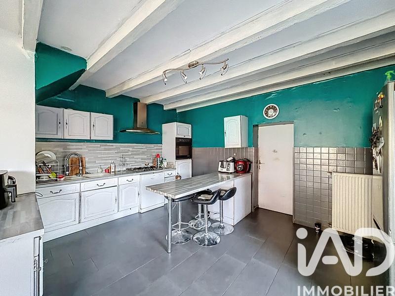 Maison - 204 m² - 6 pièces