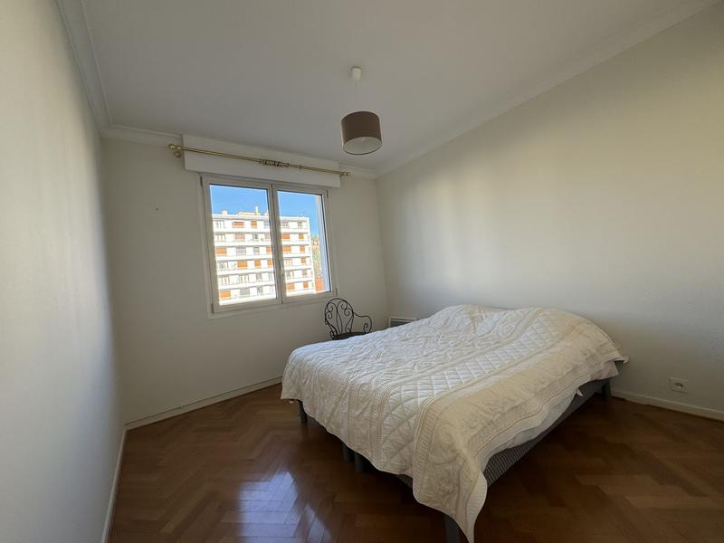 Appartement - 104 m² - 4 pièces