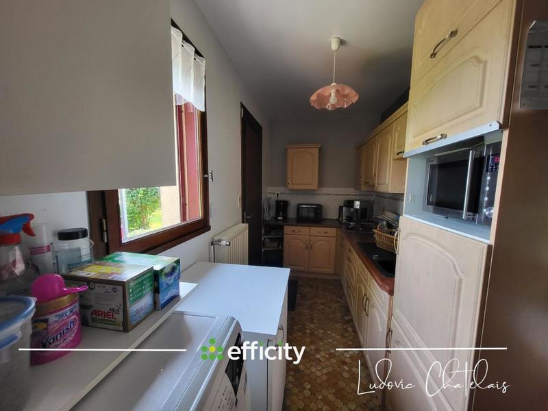 Maison - 210 m² - 9 pièces