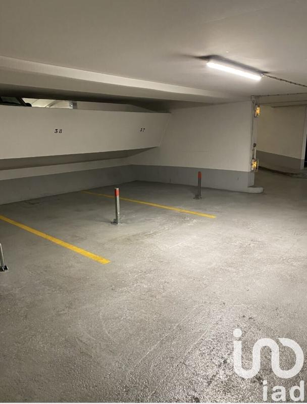 Parking - 13 m²