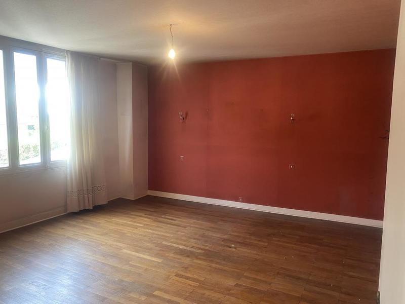 Maison - 448 m² - 9 pièces