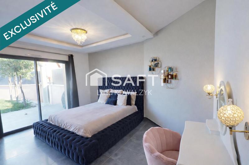 Villa - 200 m² - 12 pièces