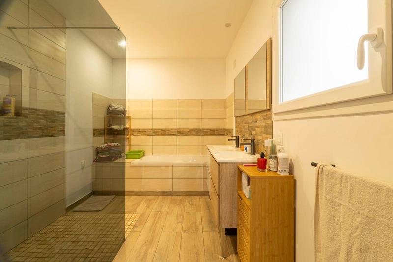 Maison - 154 m² - 6 pièces