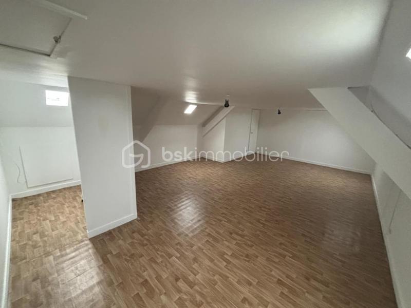 Maison - 226 m² - 10 pièces