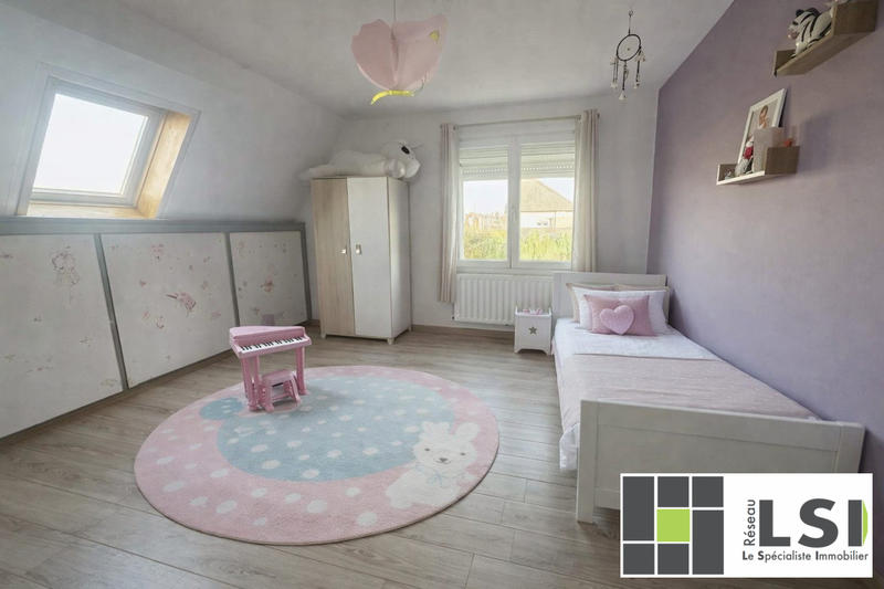 Maison - 104 m² - 6 pièces