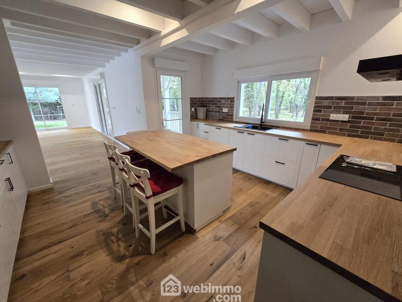 Maison - 186 m² - 6 pièces