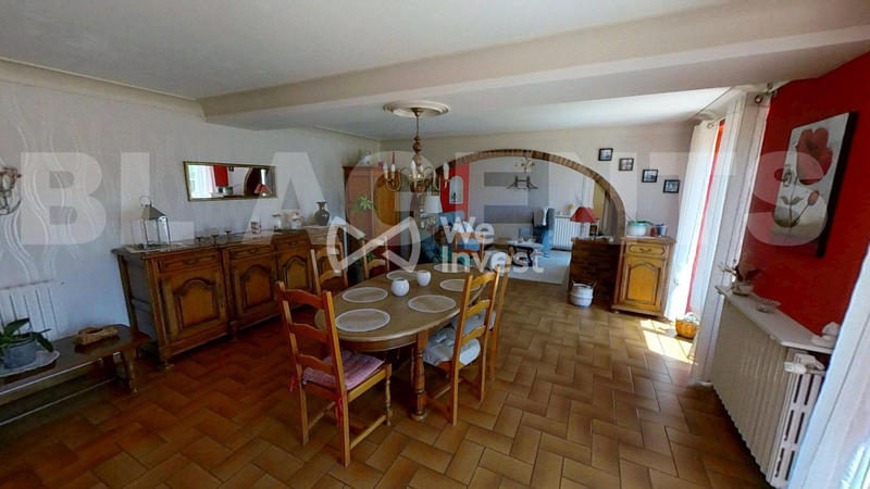 Maison - 152 m² - 8 pièces