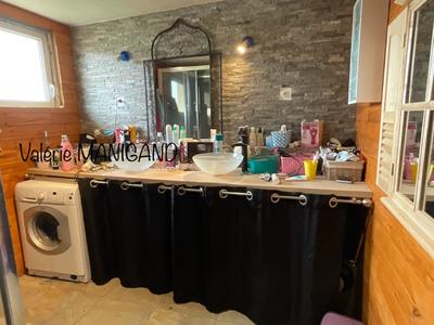 Maison - 168 m² - 7 pièces