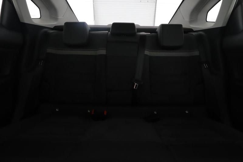 Citroën c4 x 1.2 PureTech Shine Pack Eat8 131 ch