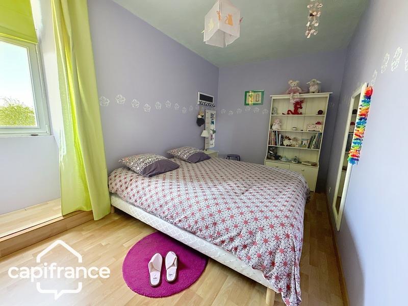 Maison en pierre - 208 m² - 9 pièces