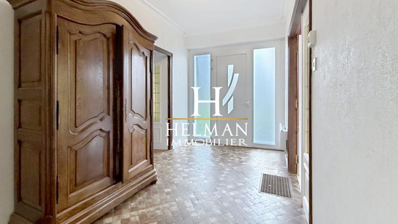 Maison - 152 m² - 6 pièces