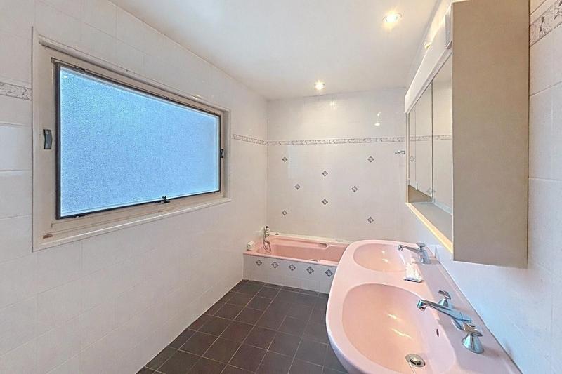 Maison - 118 m² - 4 pièces