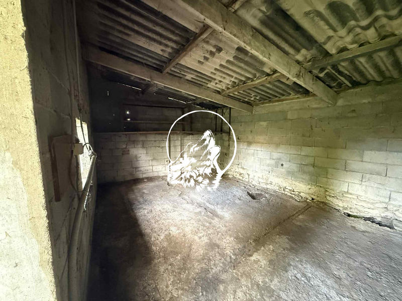 Maison - 297 m² - 9 pièces