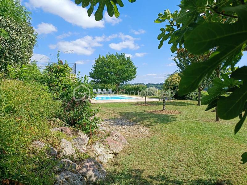 Maison d'architecte - 220 m² - 7 pièces