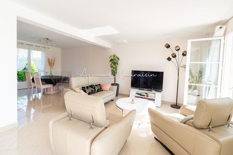 Maison - 162 m² - 6 pièces