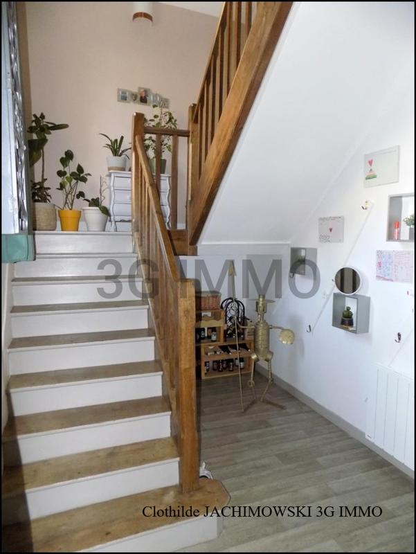 Maison - 111 m² - 6 pièces