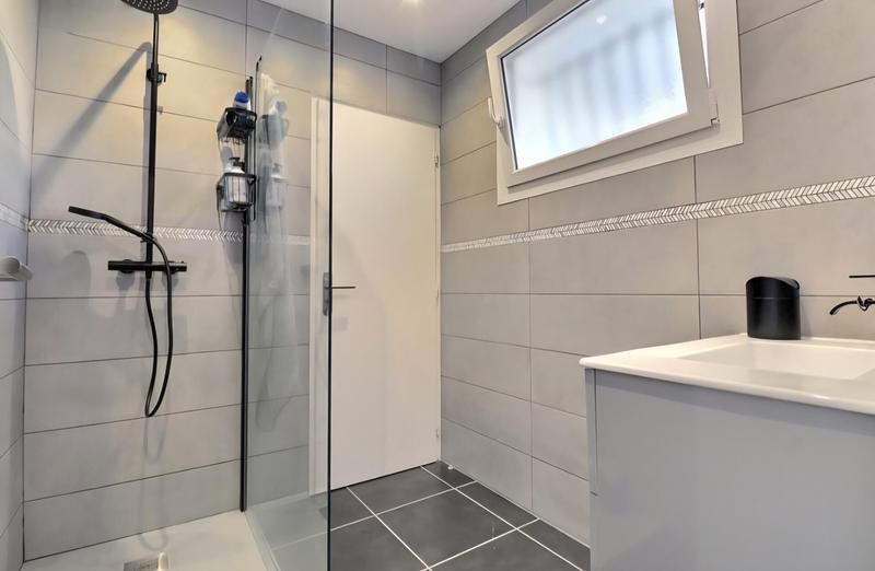 Appartement - 77 m² - 3 pièces