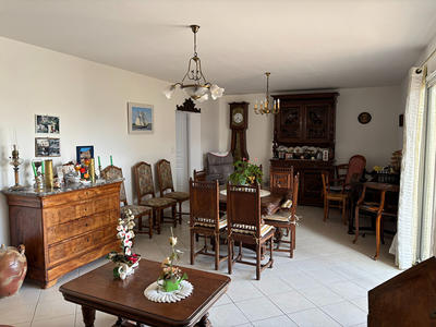 Appartement - 79 m² - 3 pièces