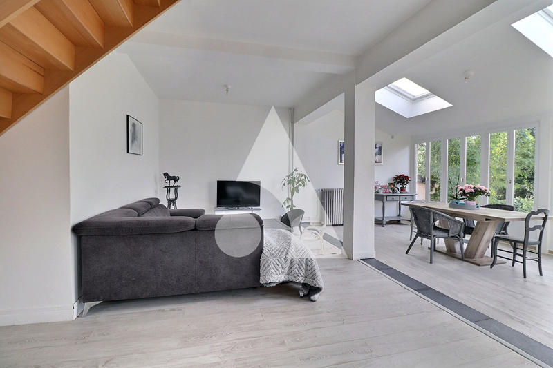 Maison - 115 m² - 4 pièces